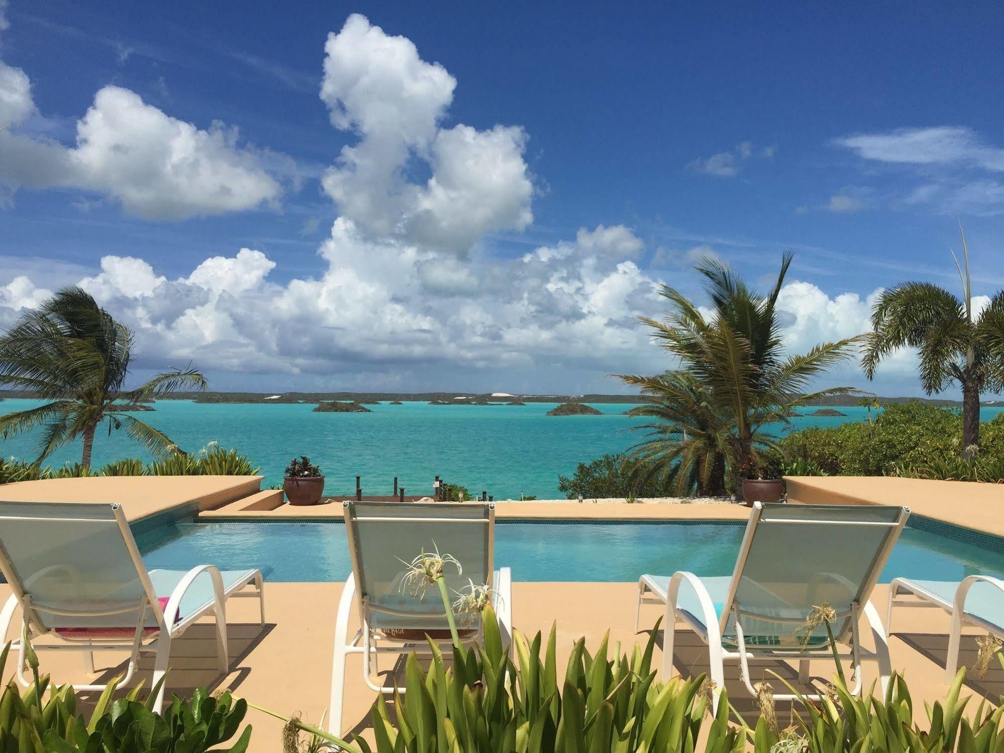 Breezy Palms Hotel 4*