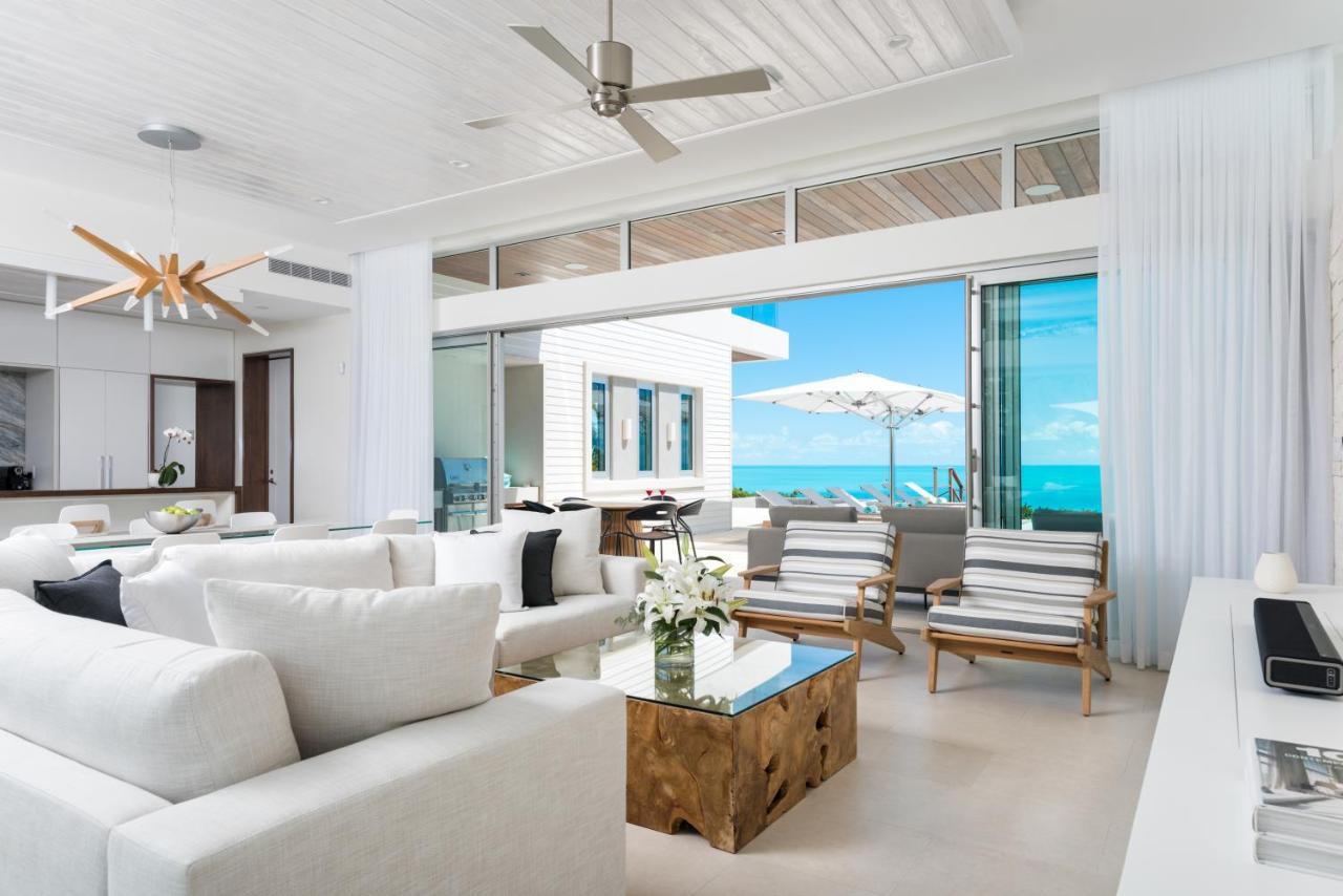 Wymara & 5* Grace Bay